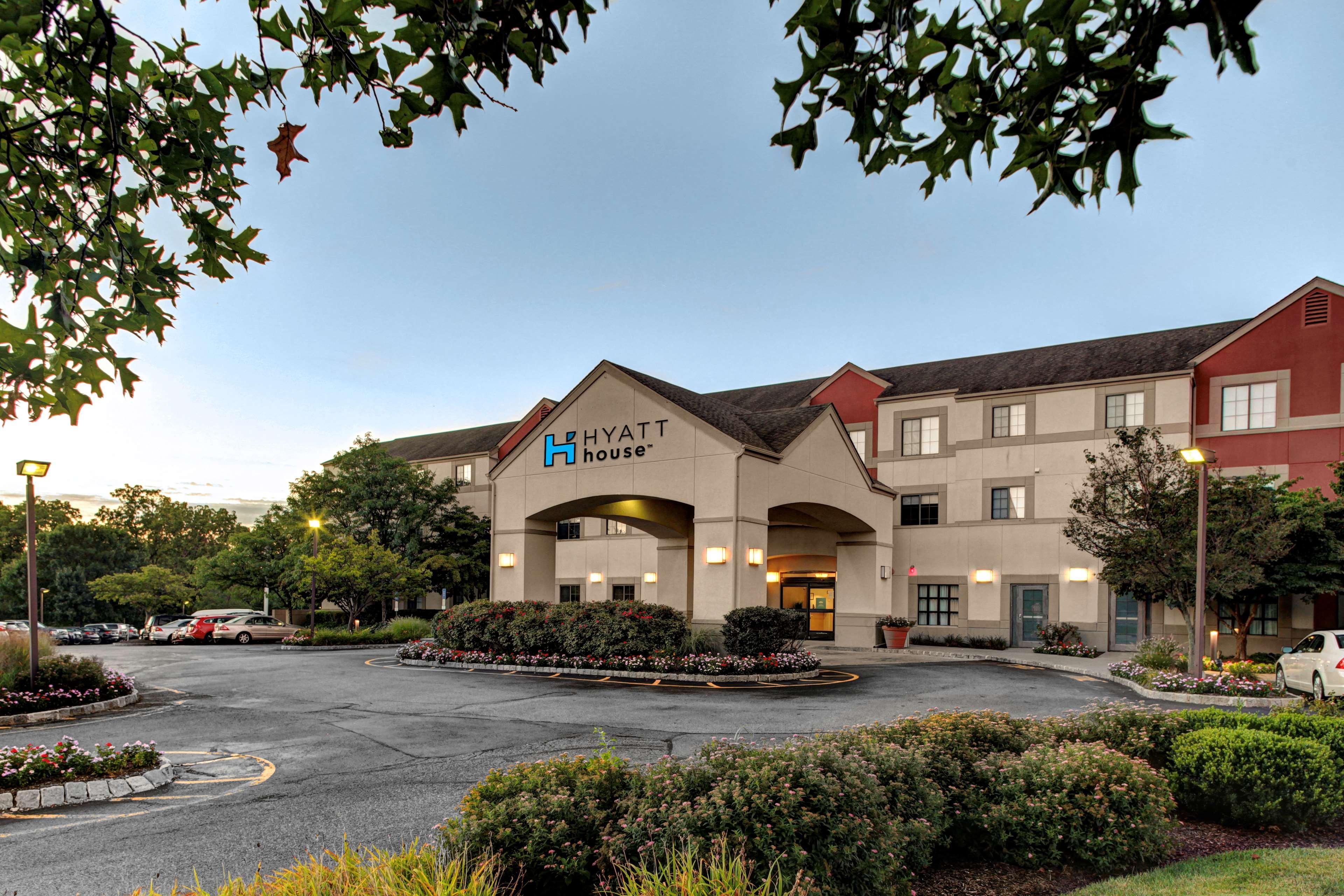 Hyatt House Morristown Hotel Exterior foto